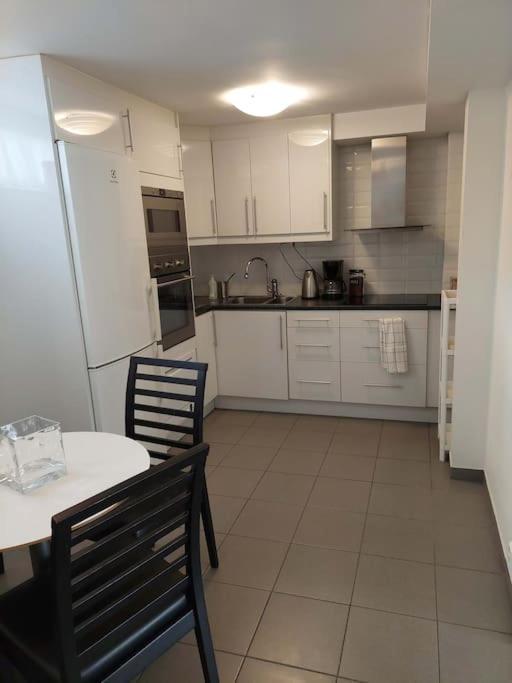 Laegenhet Pa Landet Naera Stan Apartment Jonsered Exterior photo
